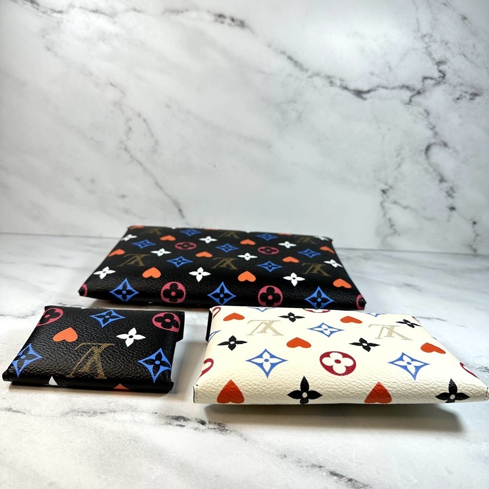 Louis Vuitton Game On Kirigami 3-Pochettes b&w hearts LV wallet/bags Rare Auth - Picture 6 of 12